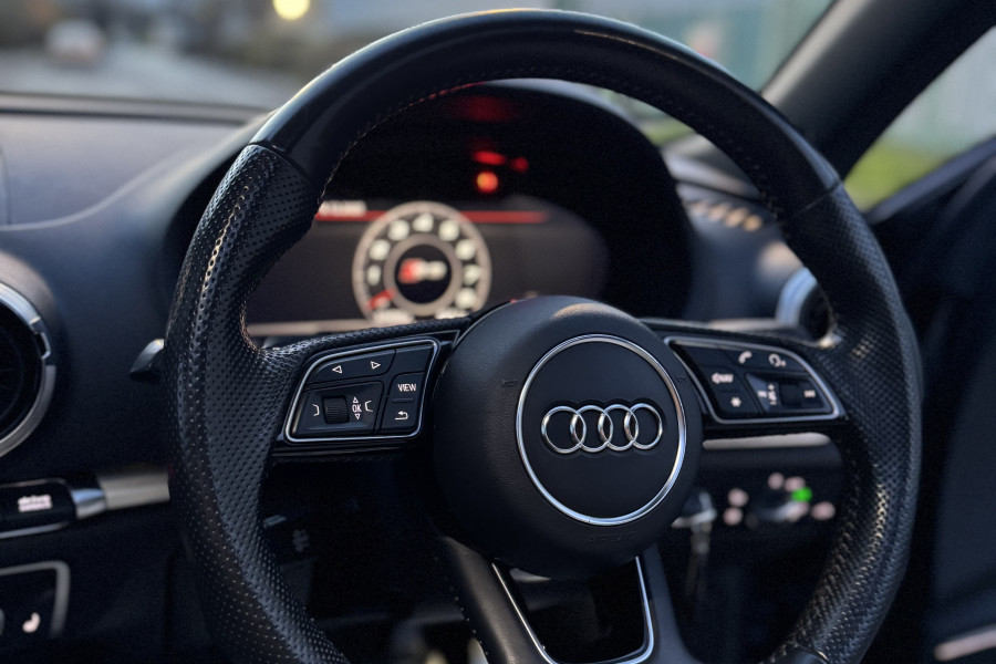 Audi S3 